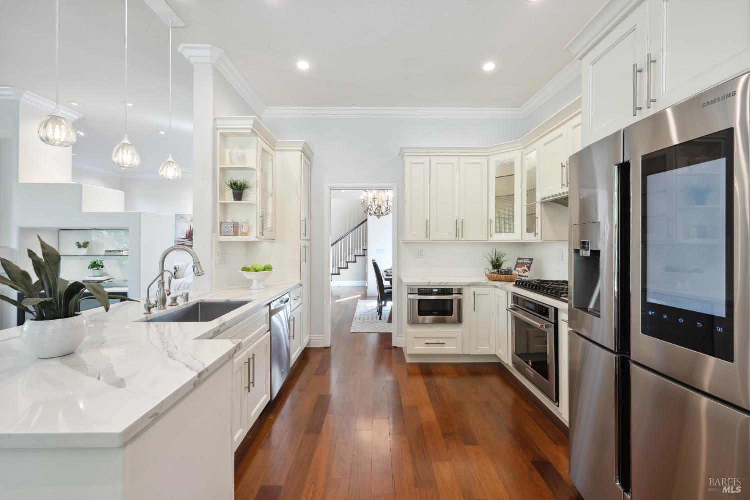 1881 Falcon Ridge Dr