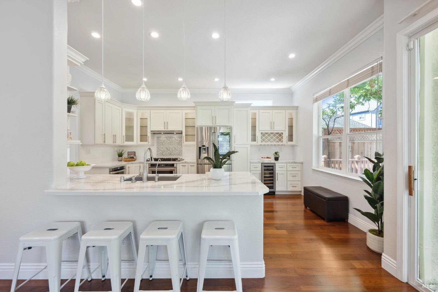 1881 Falcon Ridge Dr