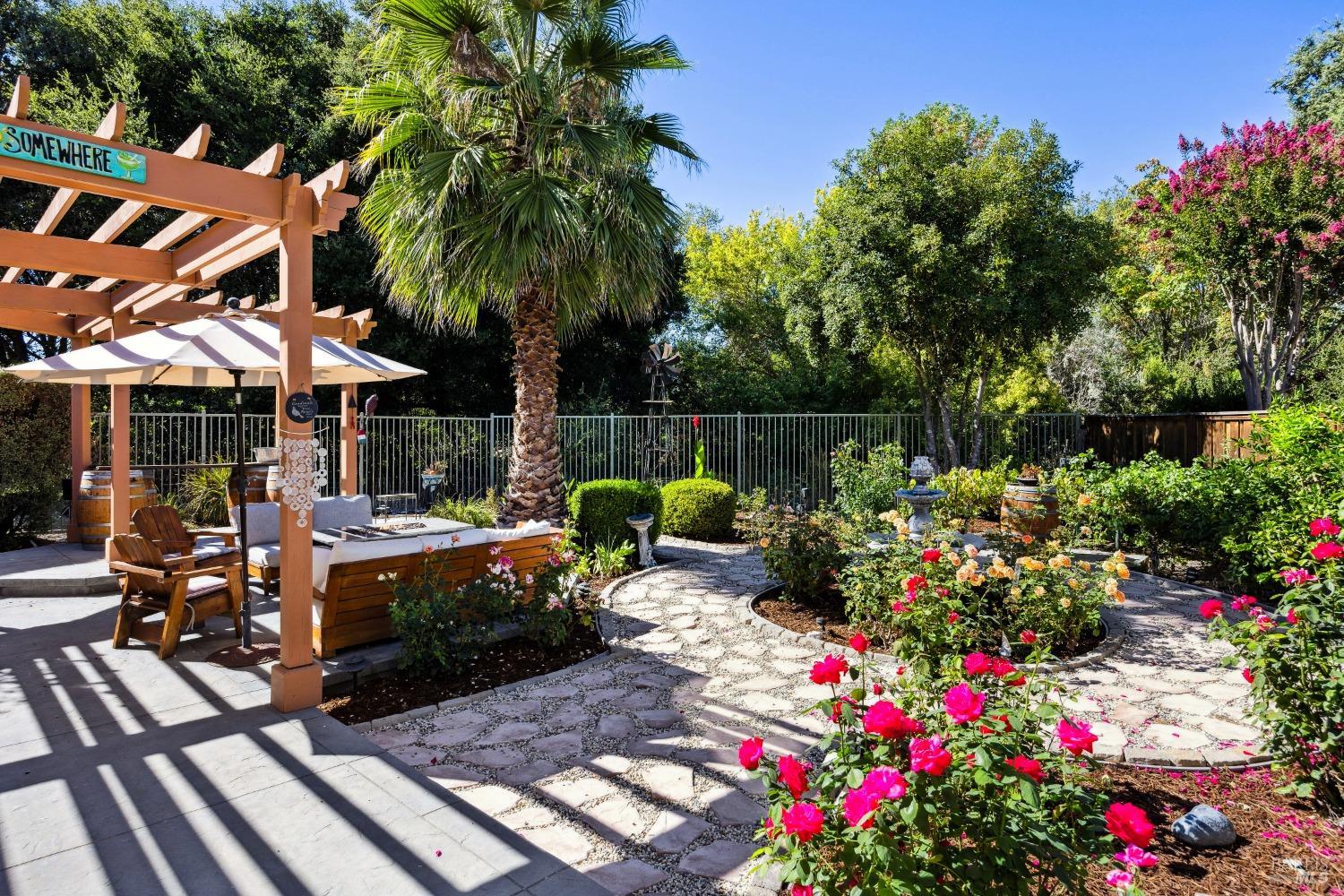 2084 Falcon Ridge Dr