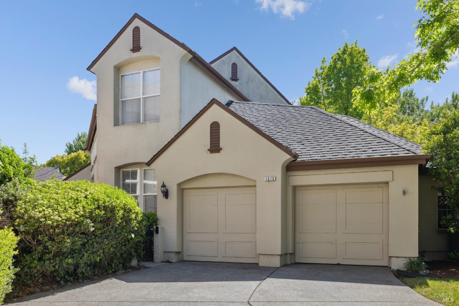 1876 Adobe Creek Dr