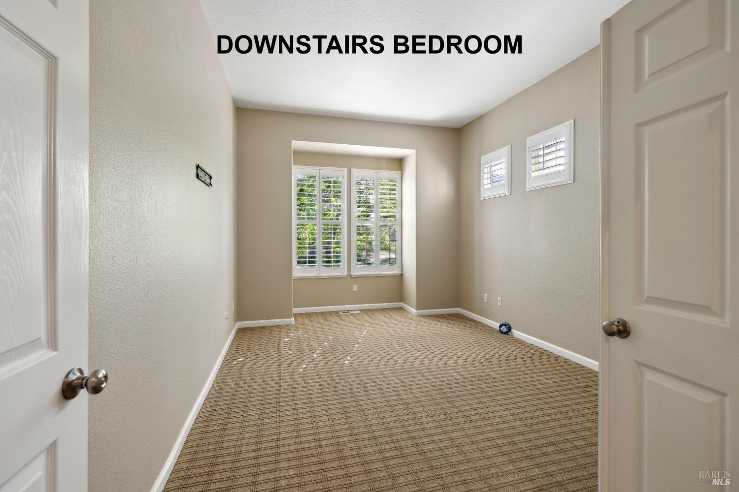 1903 Falcon Ridge Dr