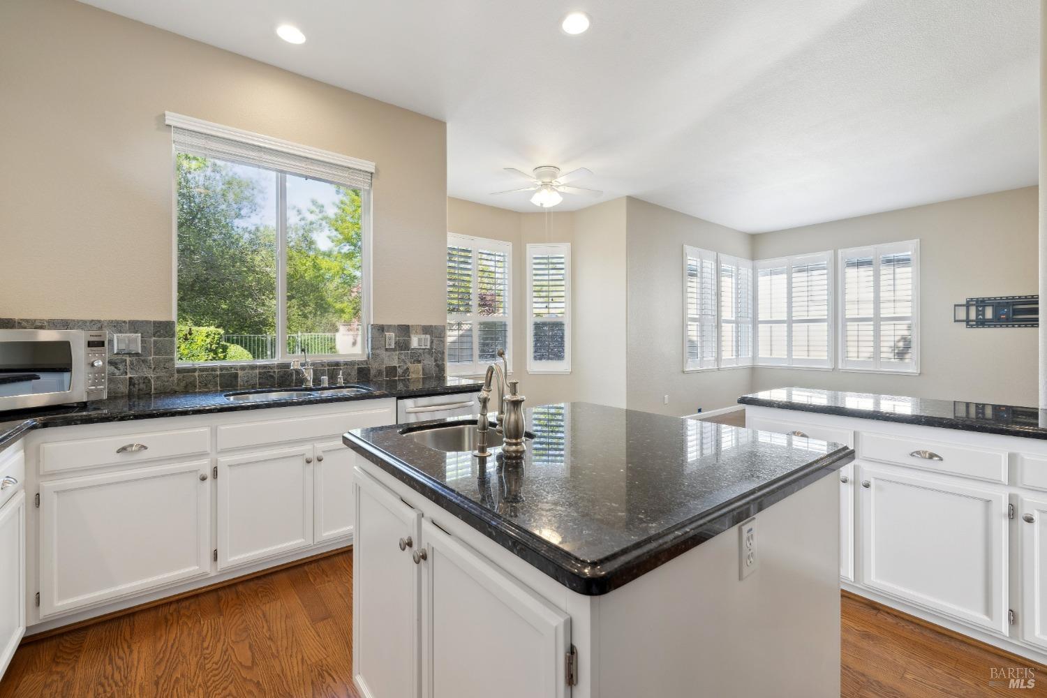 1903 Falcon Ridge Dr