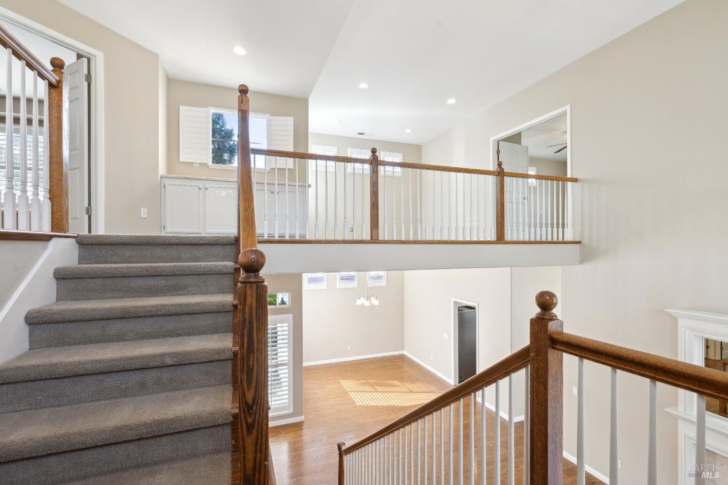 1903 Falcon Ridge Dr