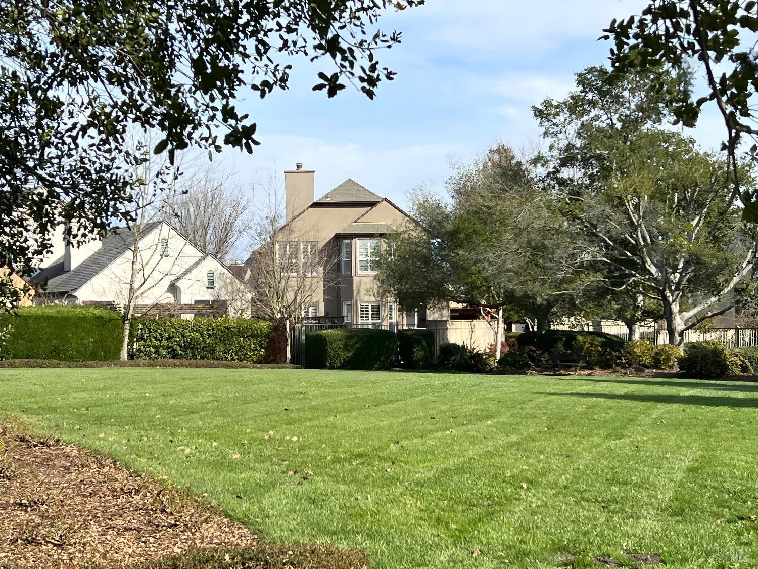 1903 Falcon Ridge Dr