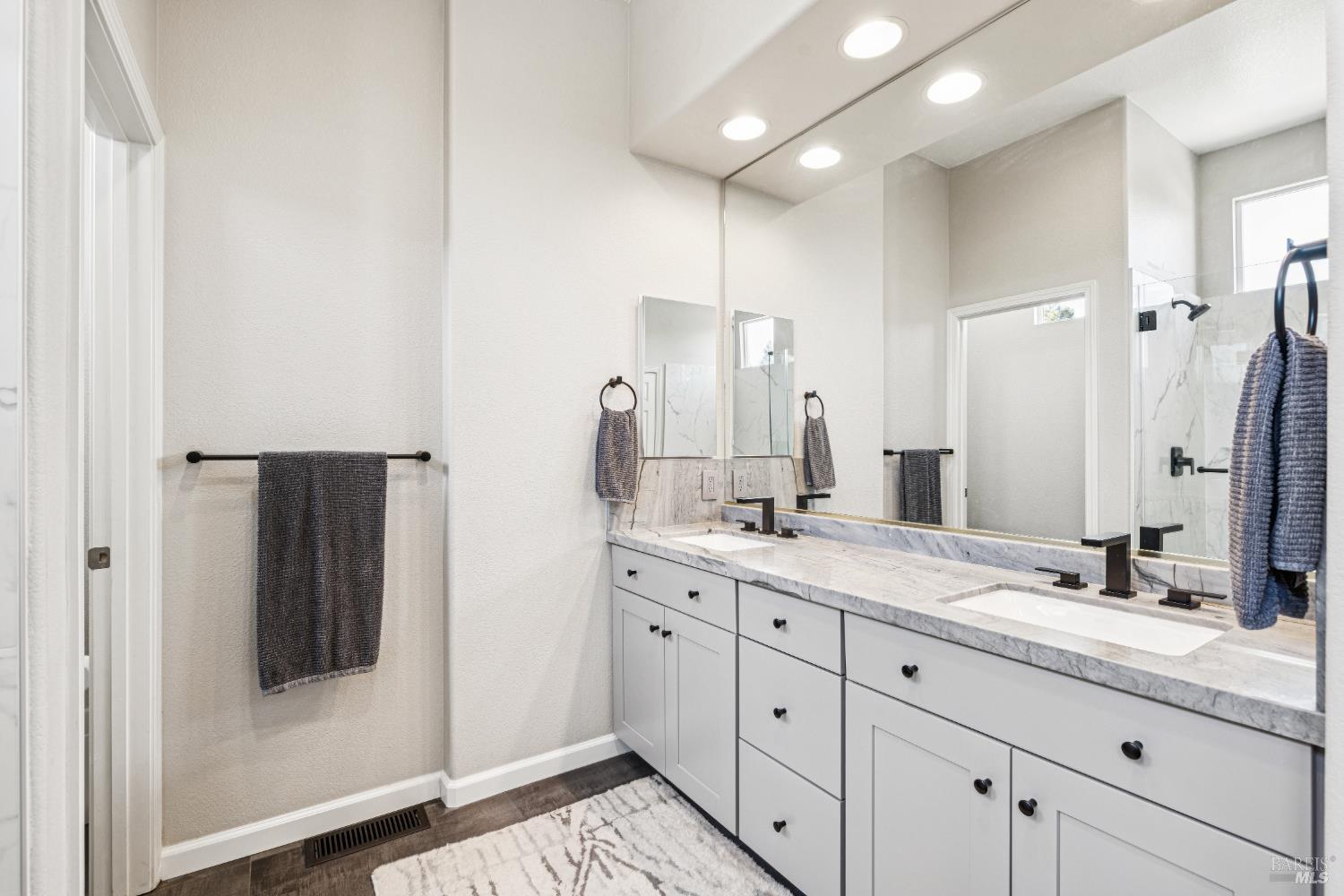 1804 Falcon Ridge Dr