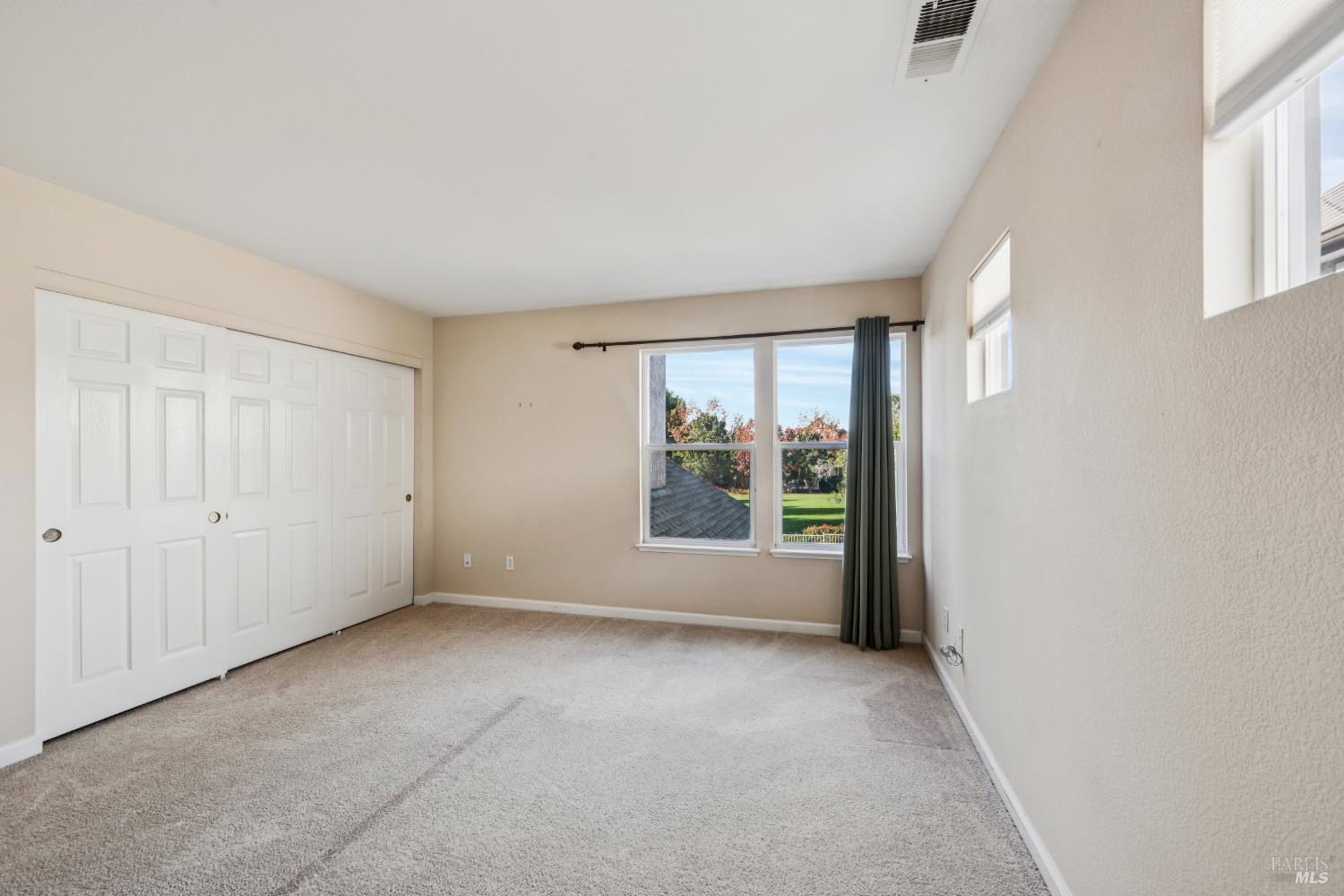 1889 Falcon Ridge Dr