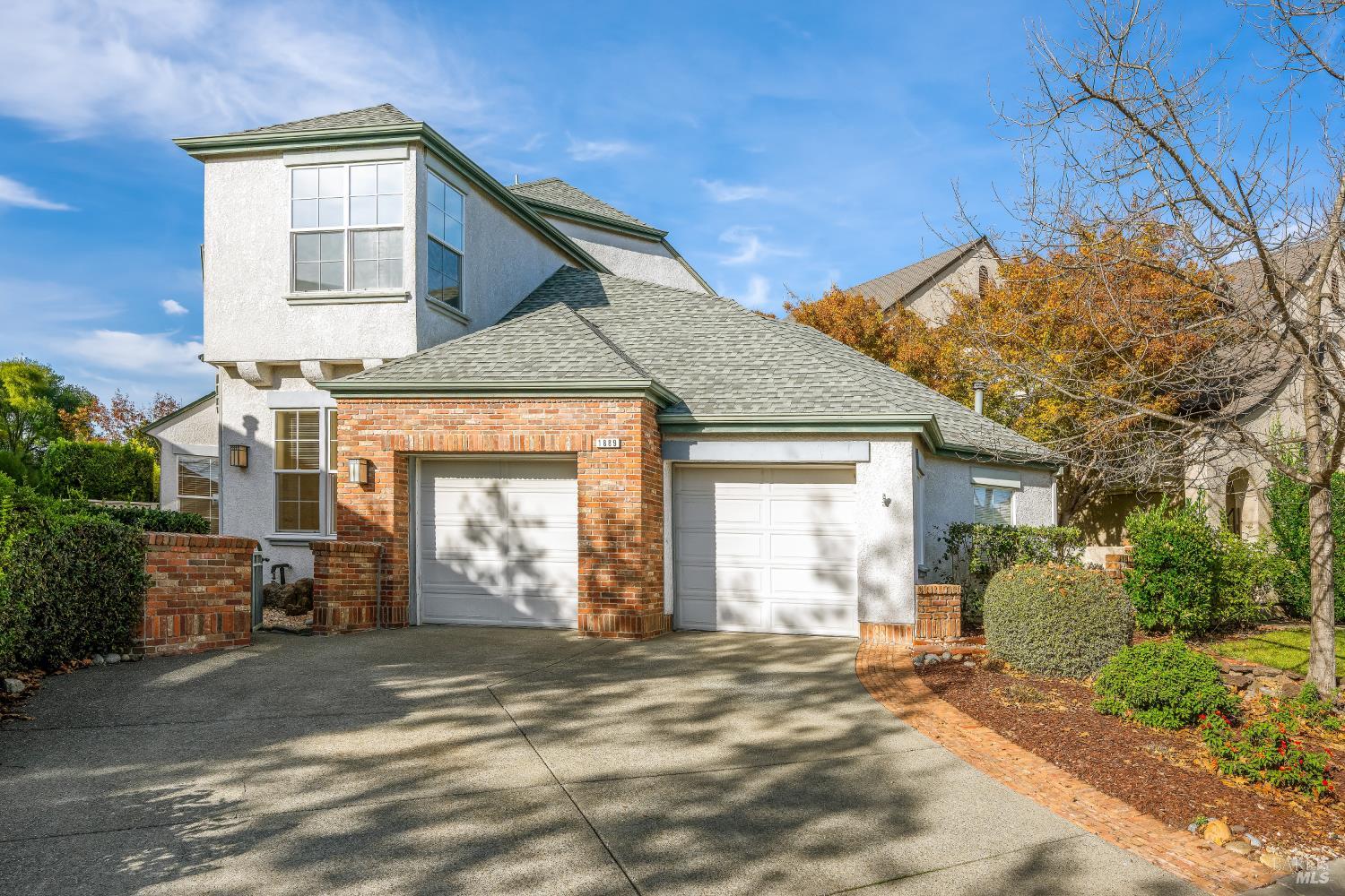 1889 Falcon Ridge Dr