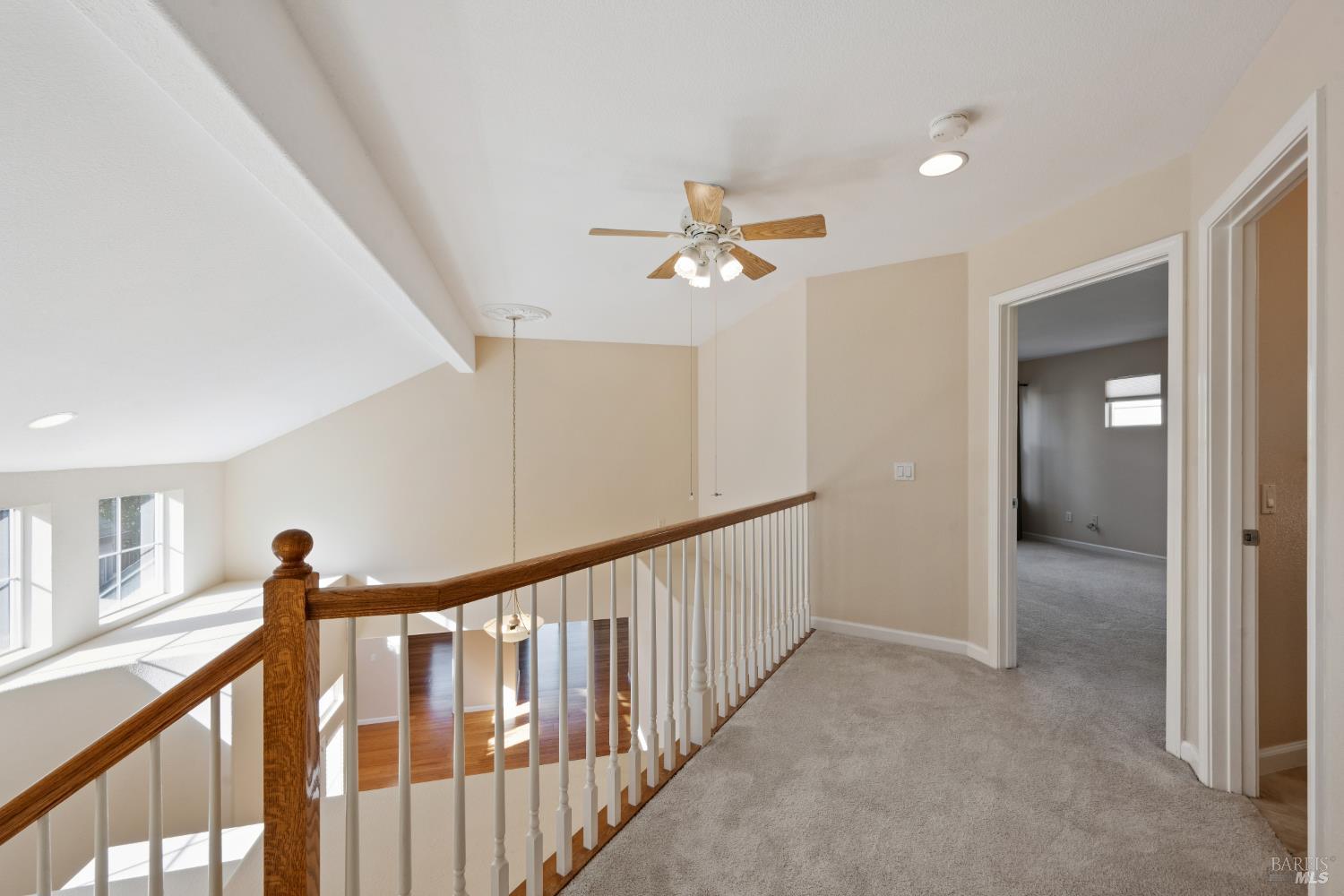 1889 Falcon Ridge Dr