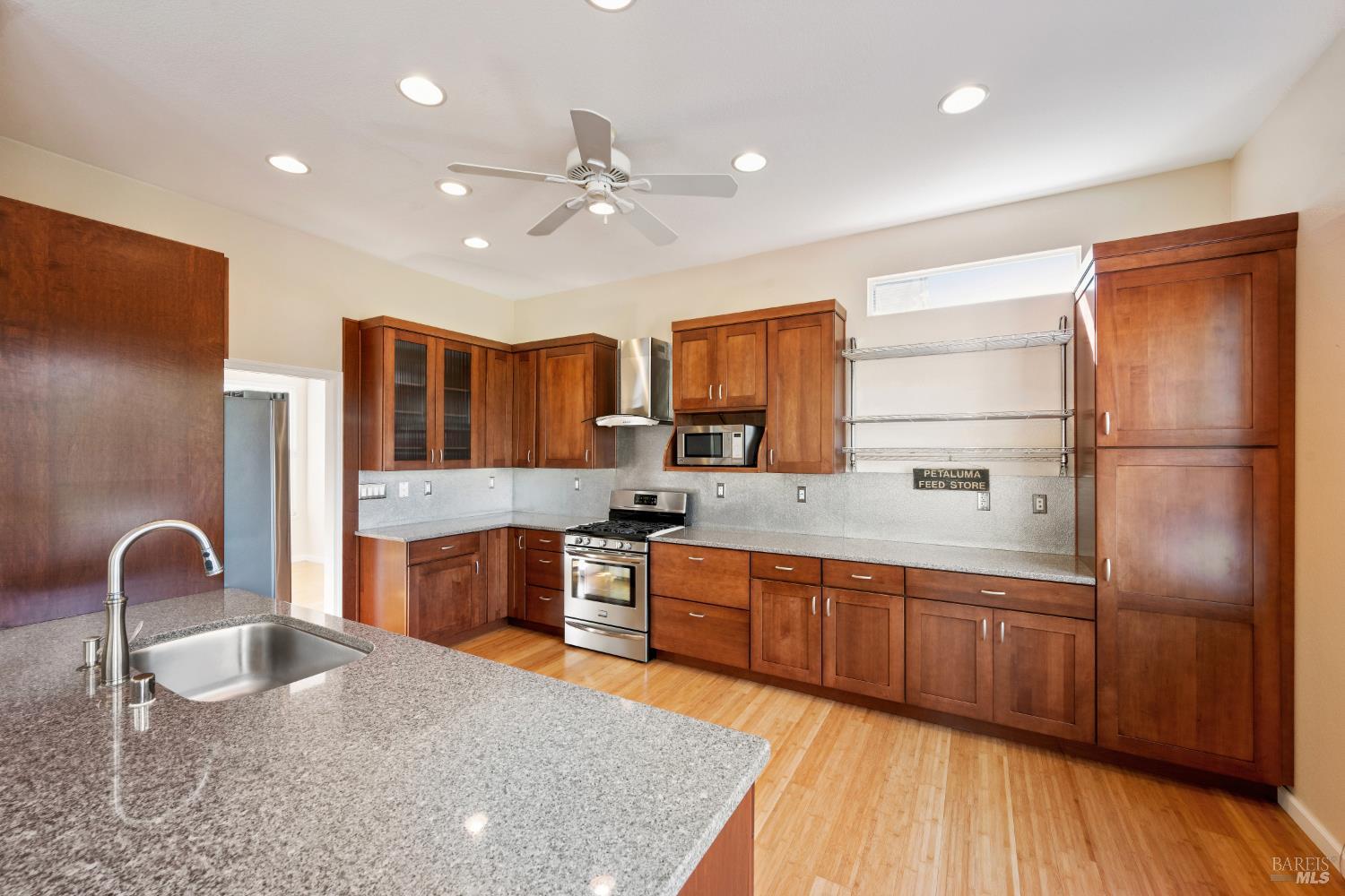 1889 Falcon Ridge Dr