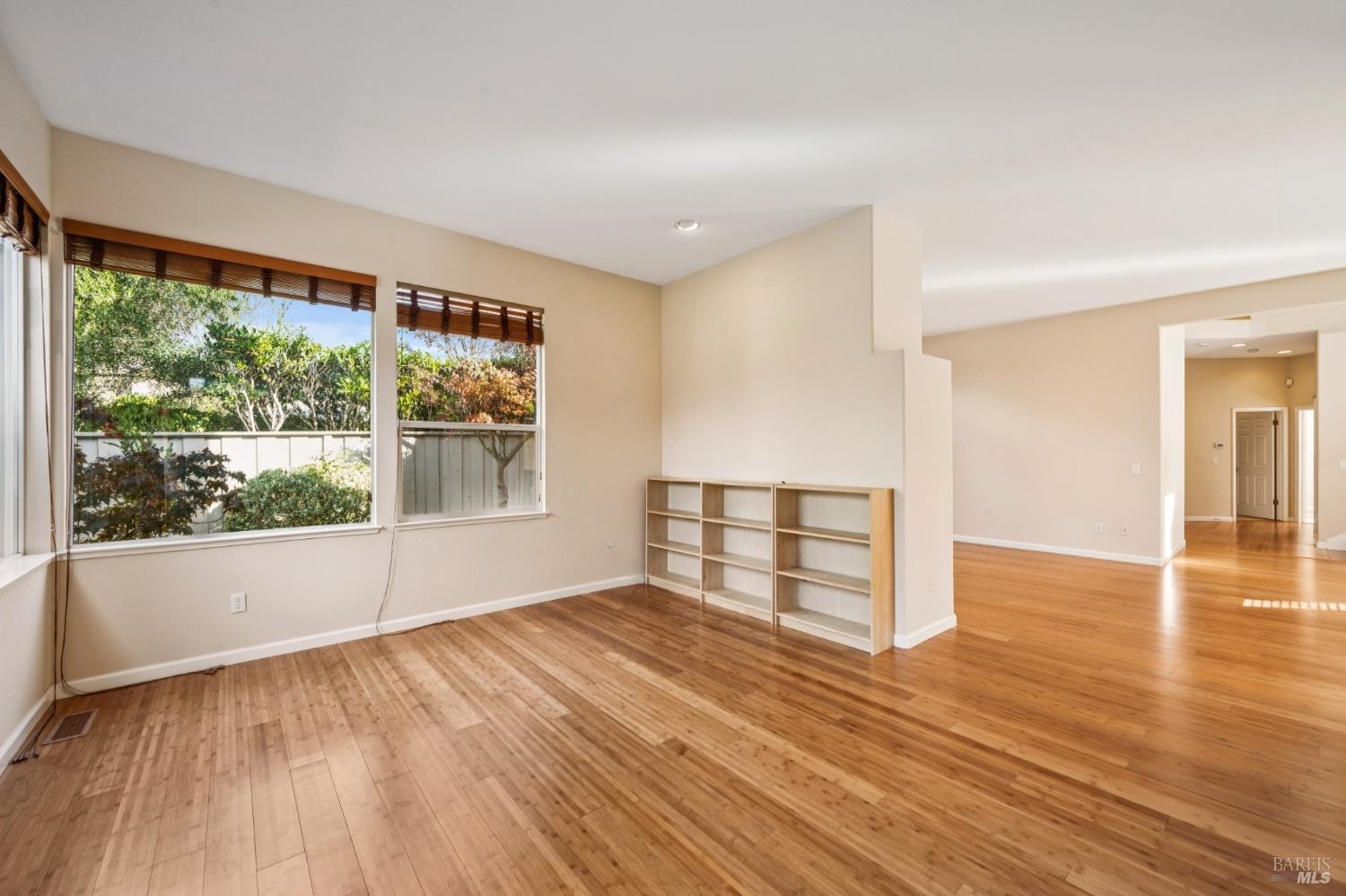 1889 Falcon Ridge Dr