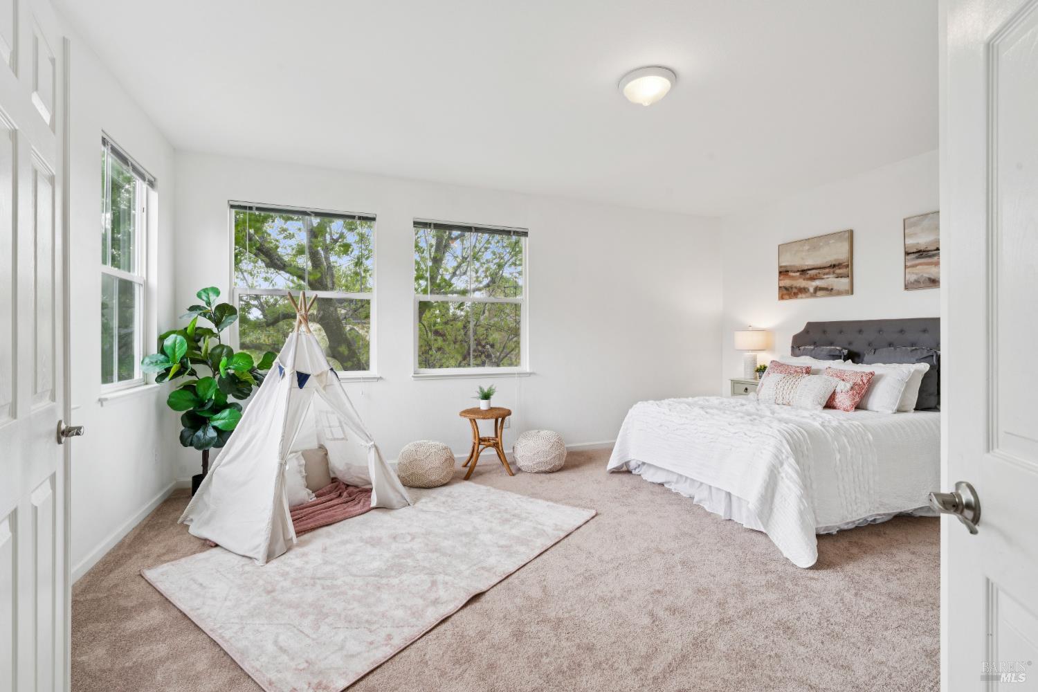 2147 Falcon Ridge Drive