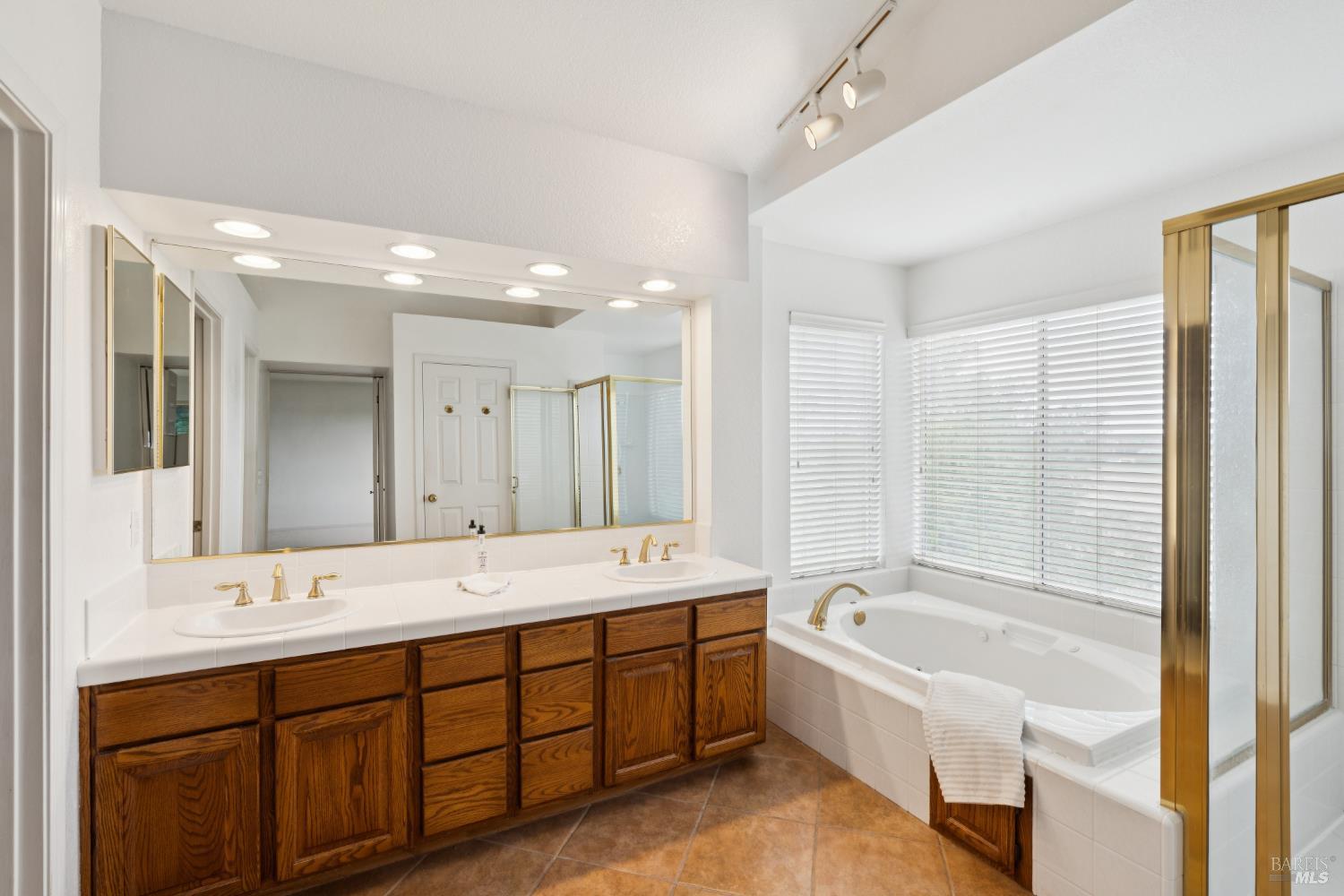 1804 Adobe Creek Drive