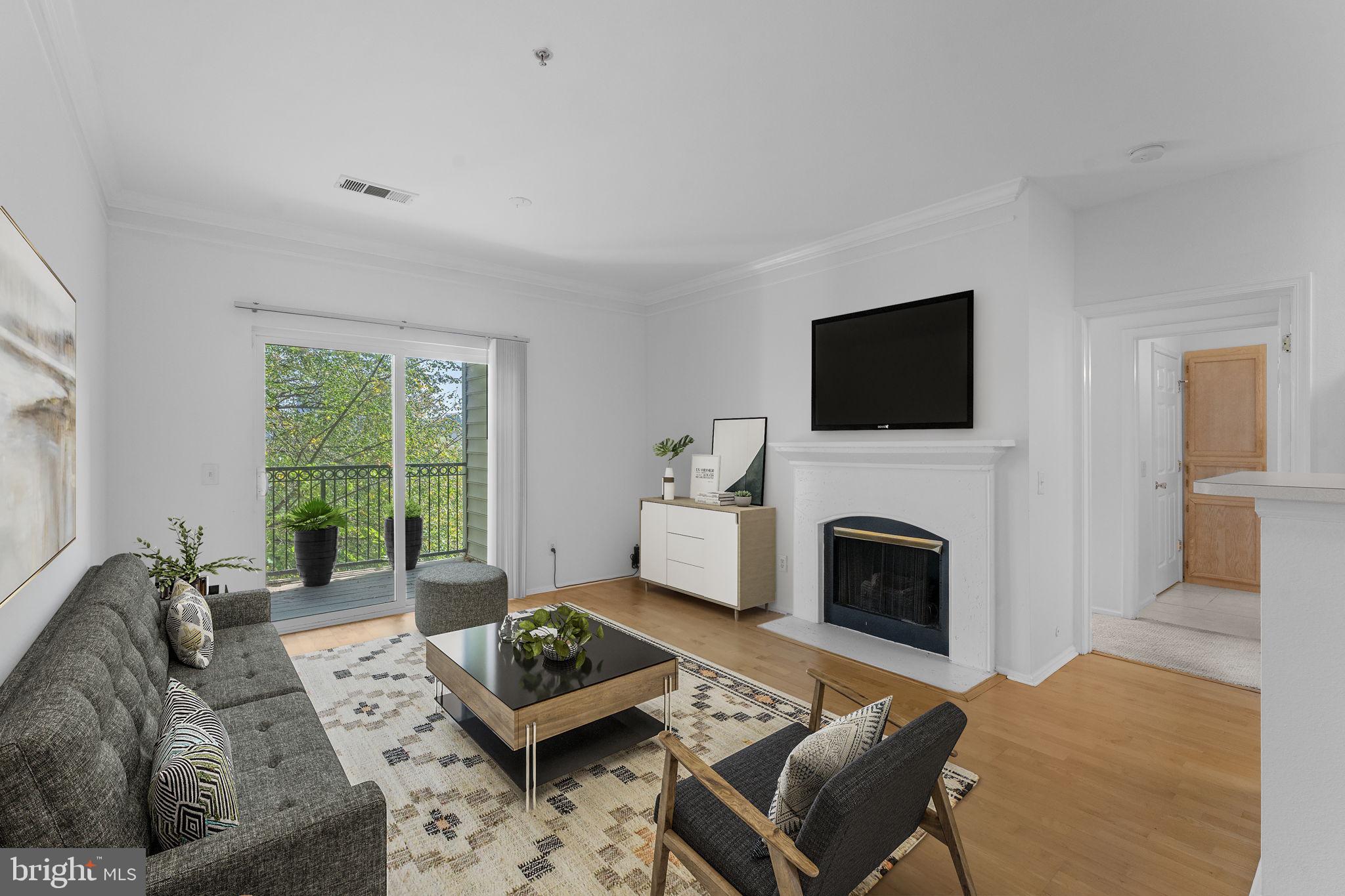 1591 SPRING GATE DRIVE 3314