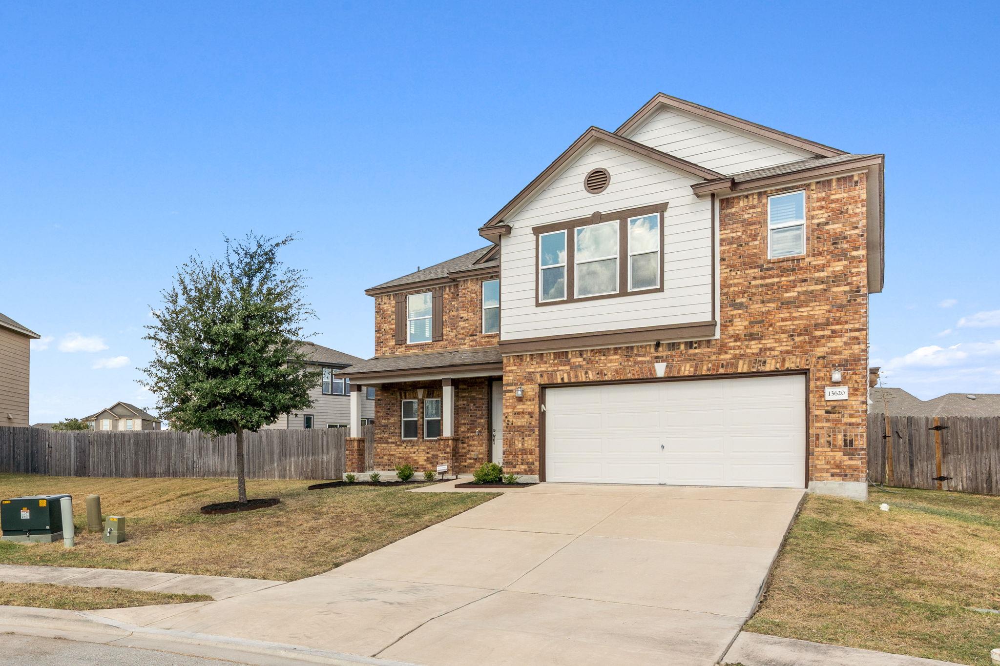 13620 Gerald Ford ST, Manor