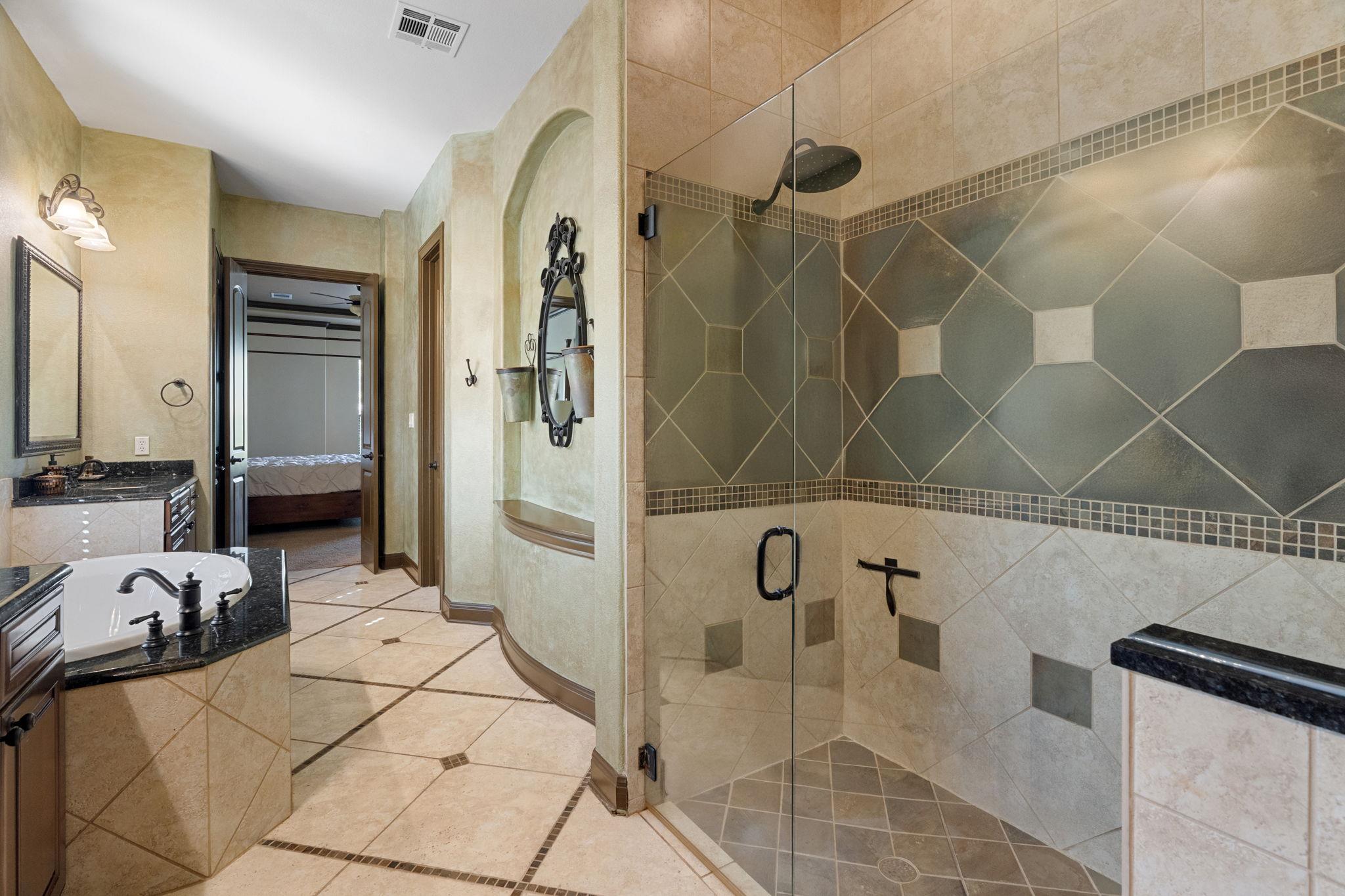 104 DESERT FOREST CT