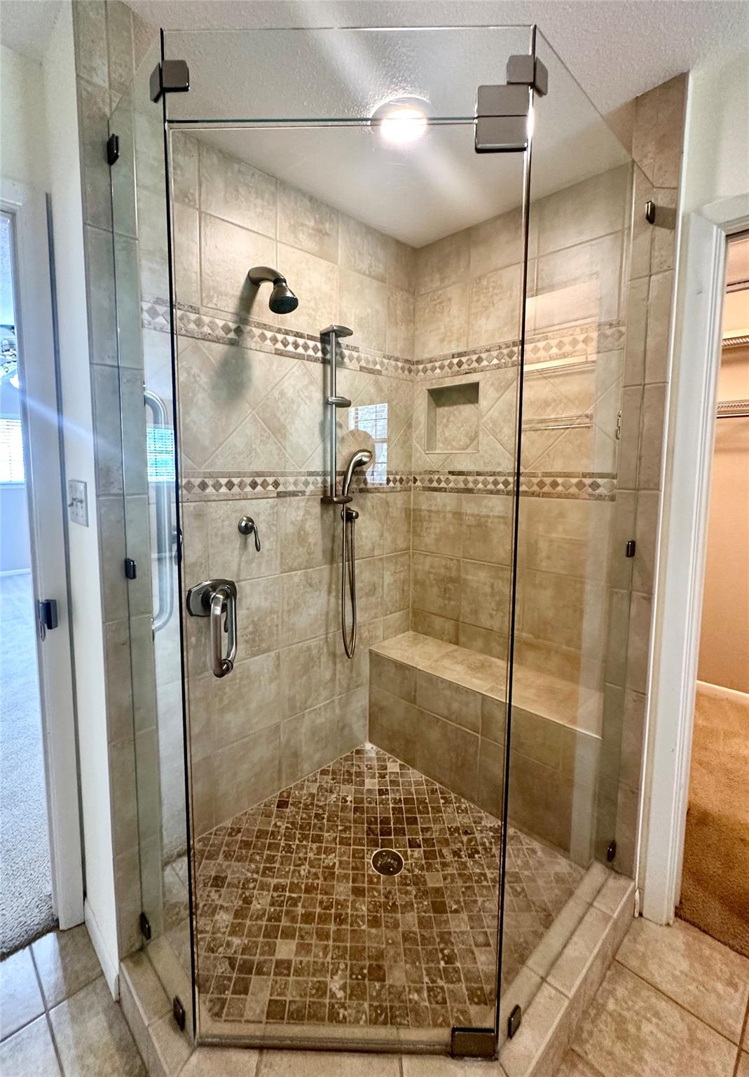 9006 BALCONES CLUB DR