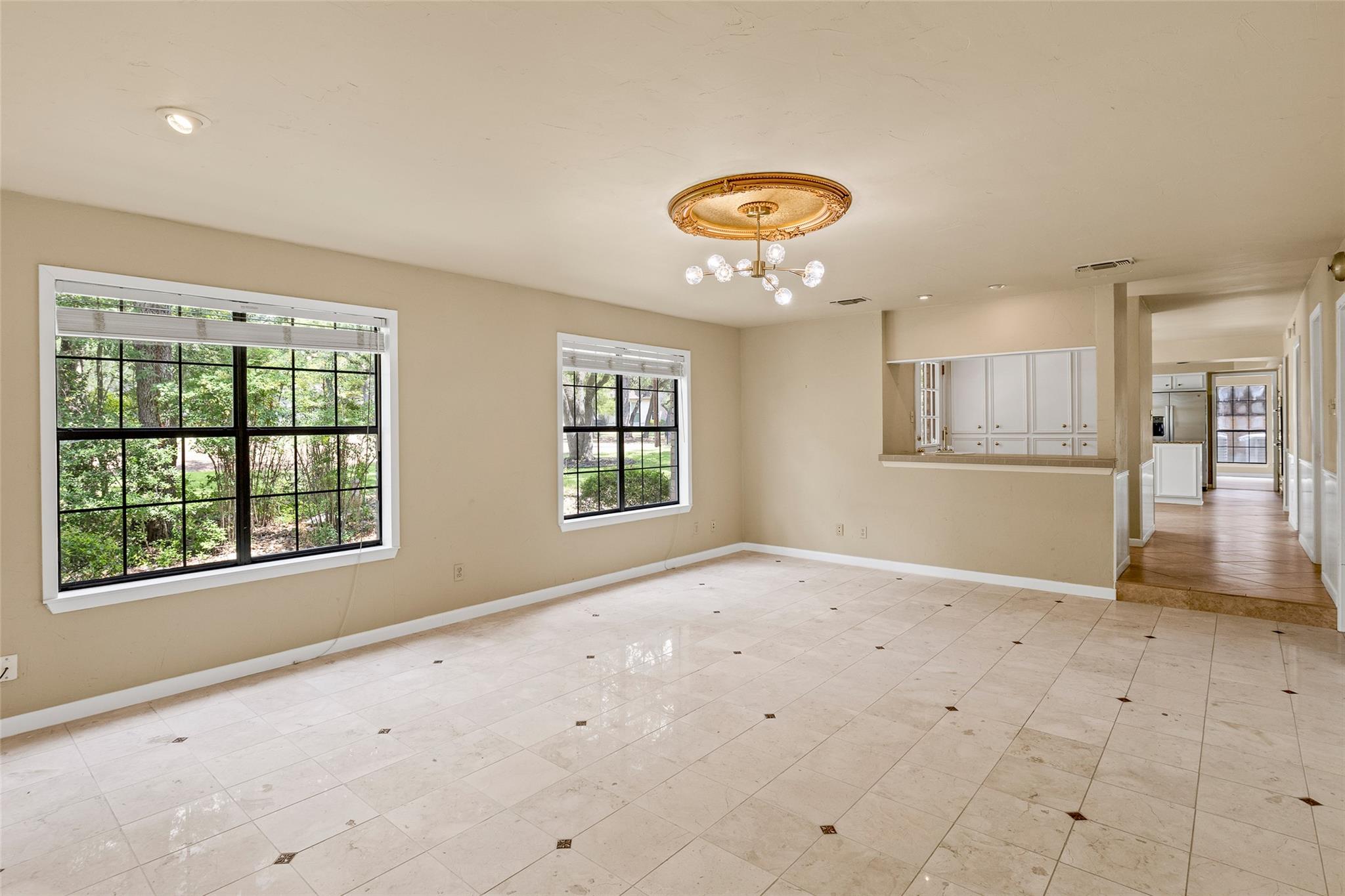 9006 BALCONES CLUB DR