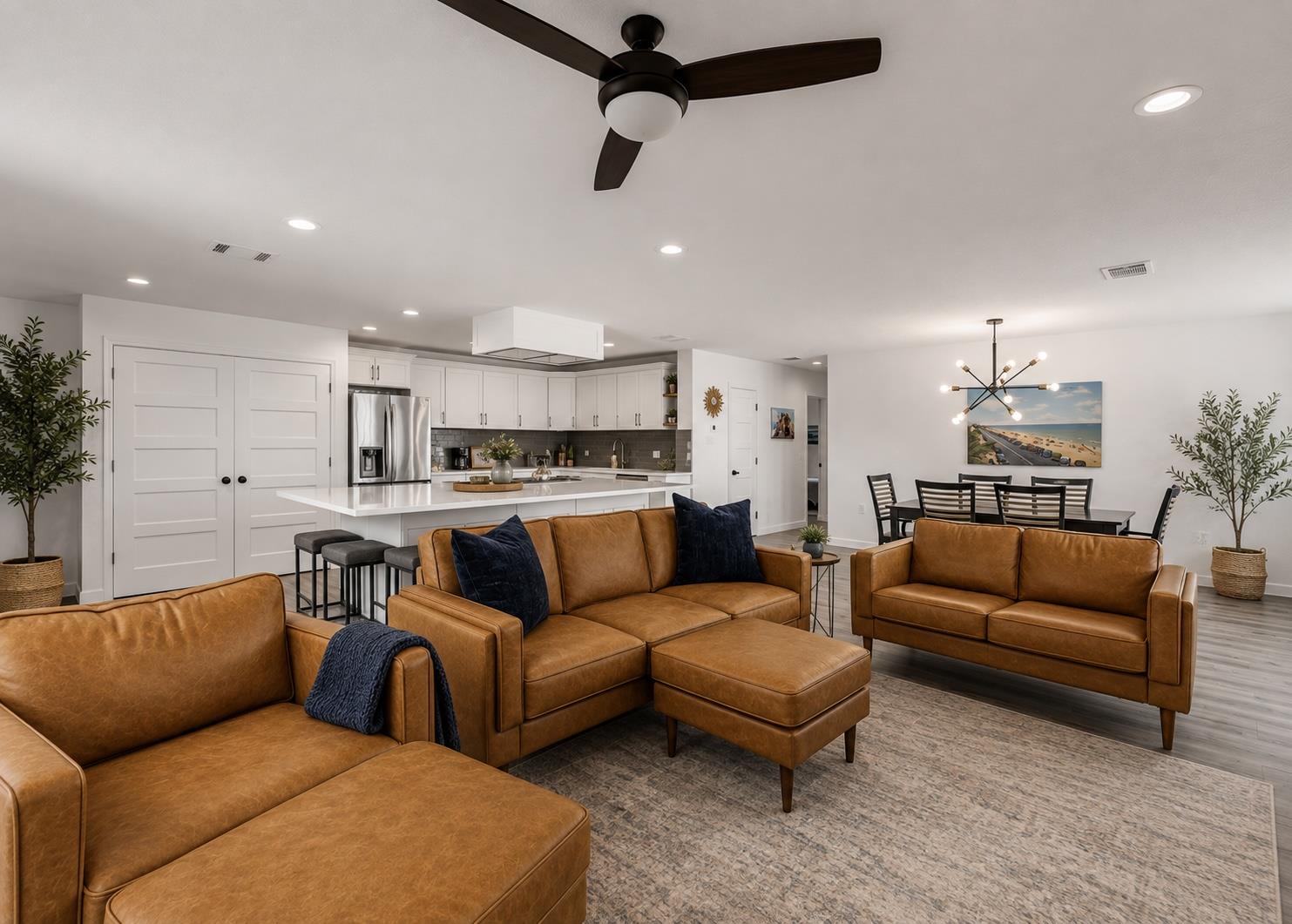 3424 River Oaks DR