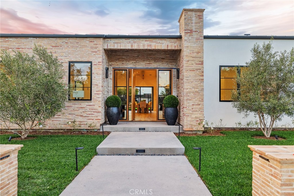 1227 Berkshire Lane