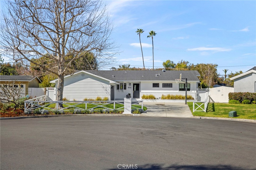 1533 Priscilla Lane
