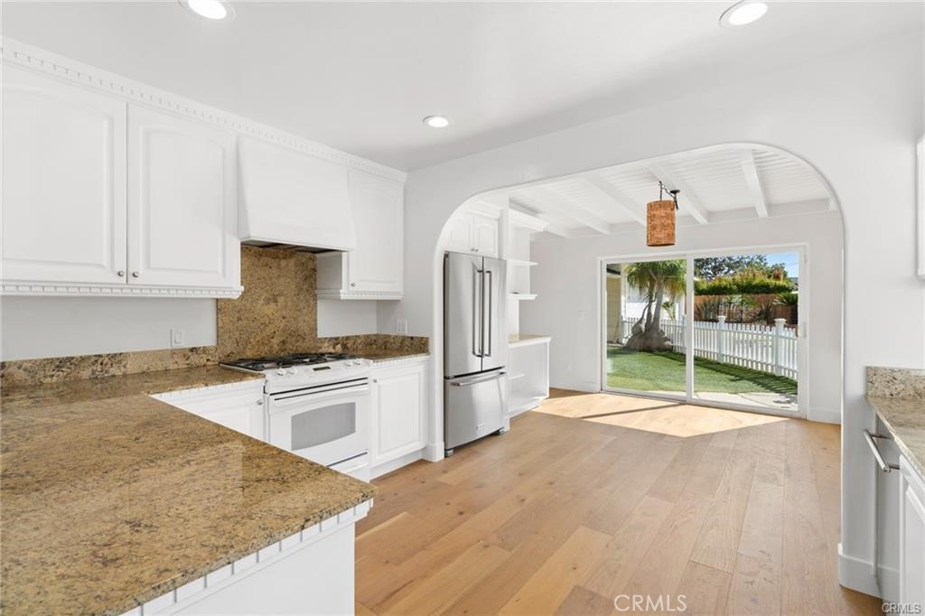 369 E 20th