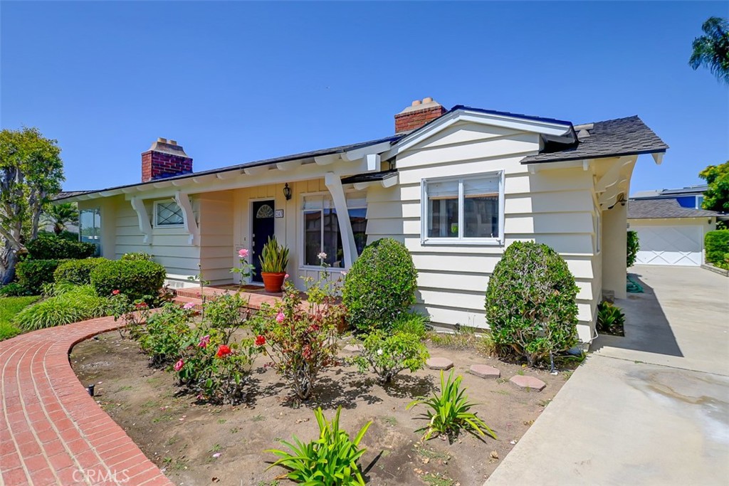243 Driftwood Road