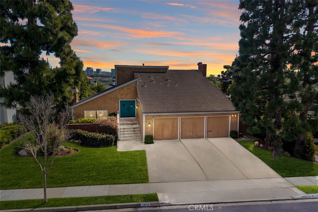 1208 Somerset