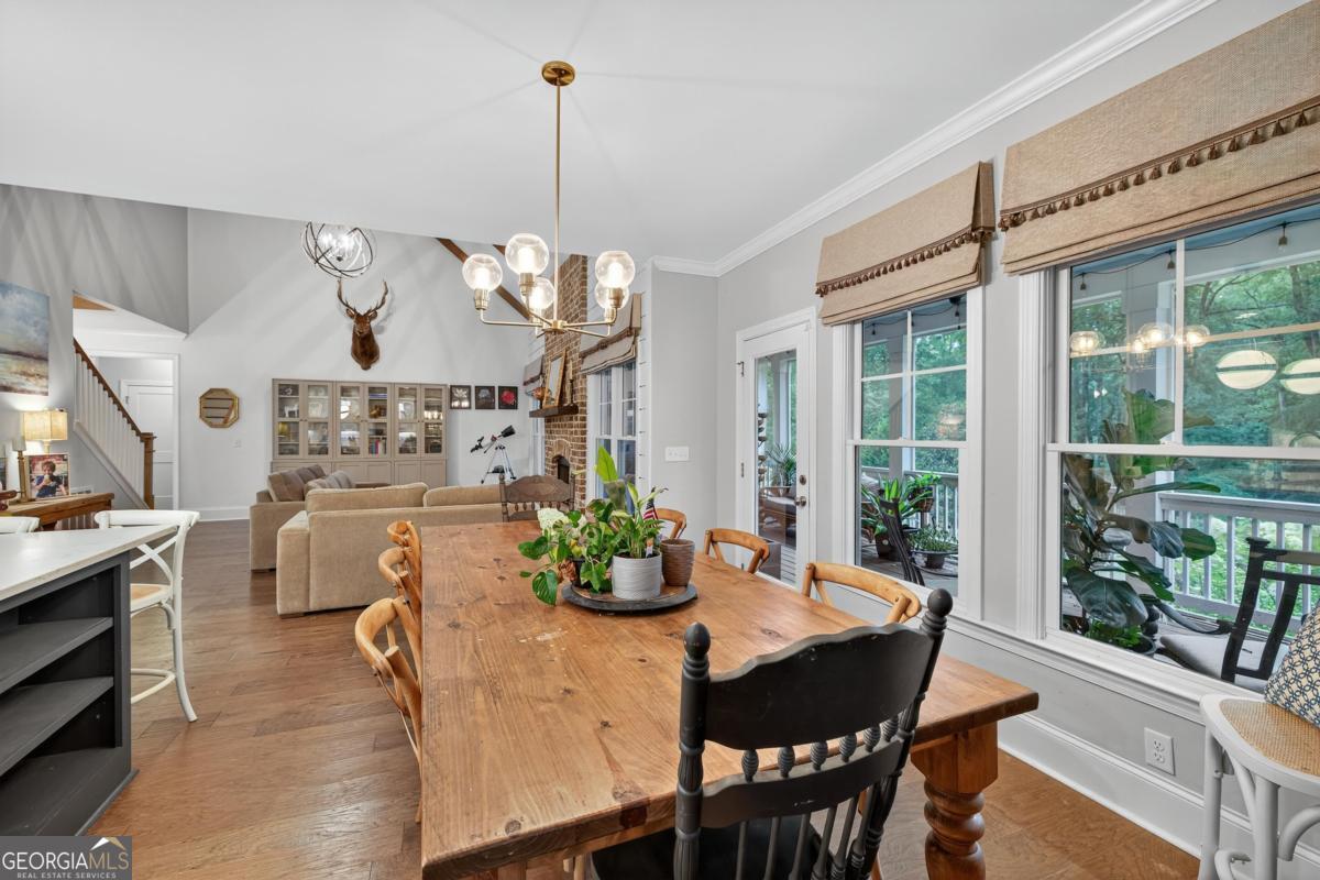 548 Village Road