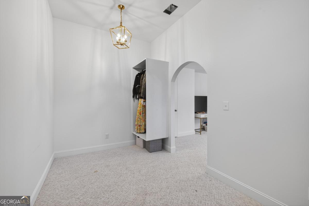 548 Village Road