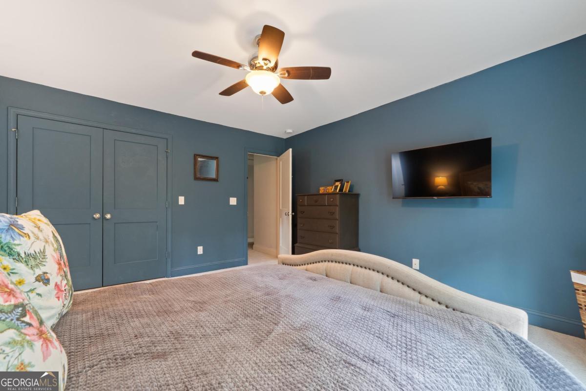 548 Village Road
