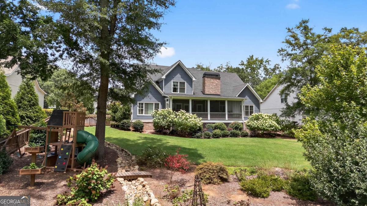 548 Village Road