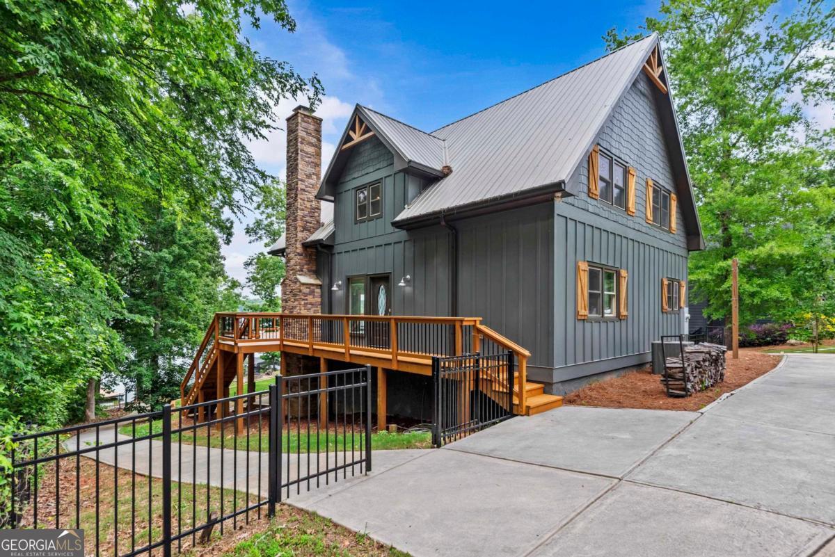 188 Hickory Point Drive