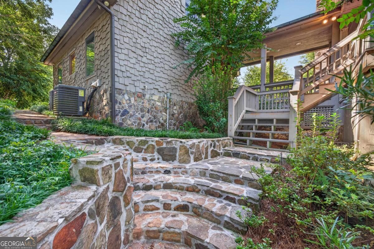 5231 Sandy Creek Road