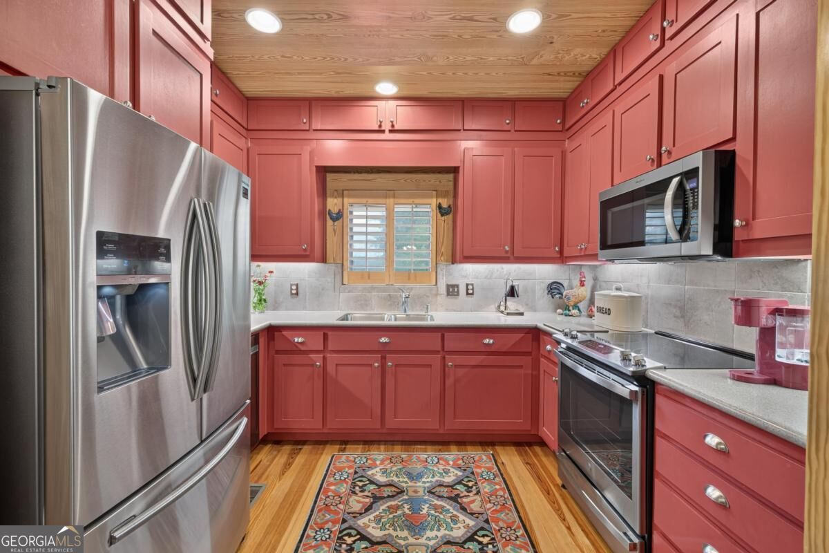 5231 Sandy Creek Road