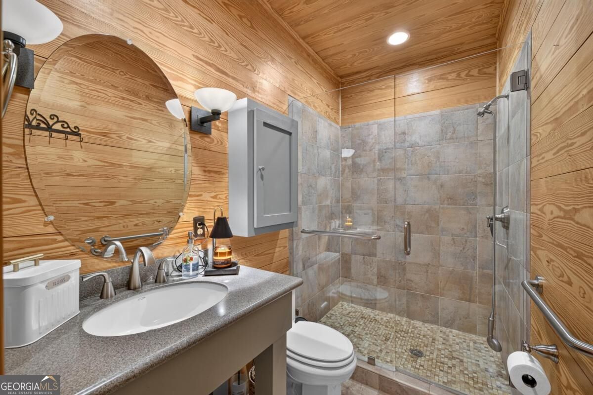 5231 Sandy Creek Road