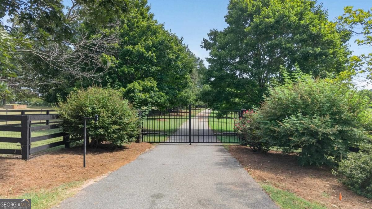 5231 Sandy Creek Road