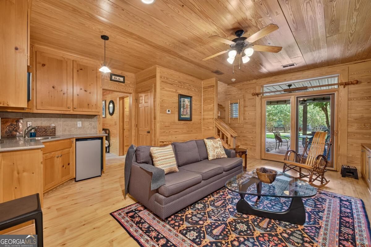 5231 Sandy Creek Road