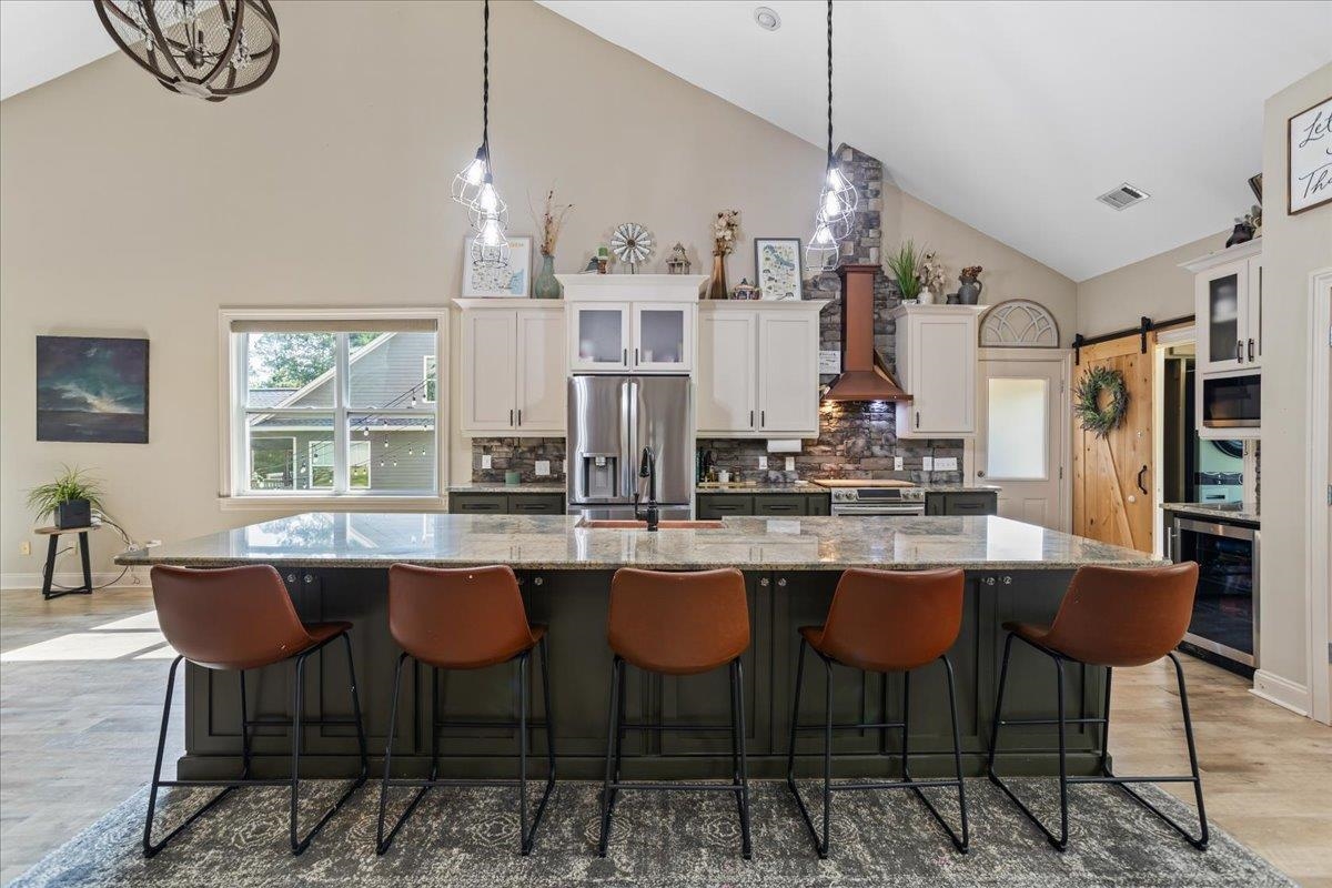 1030 MIRA VISTA COVE