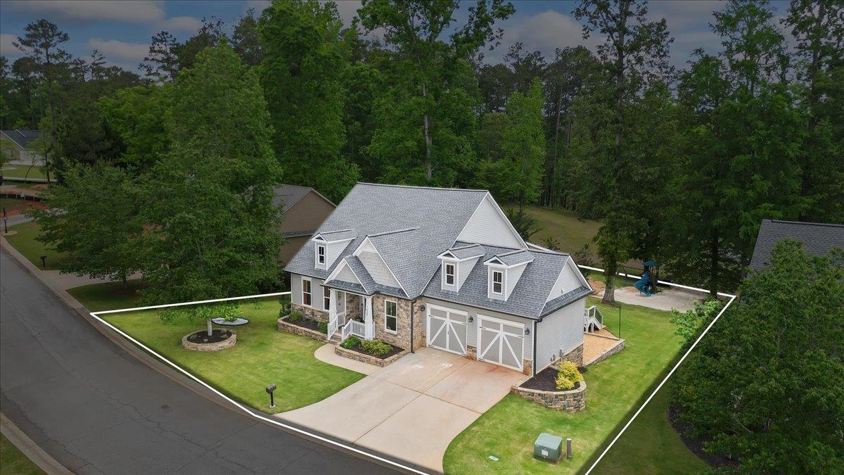 1030 MIRA VISTA COVE