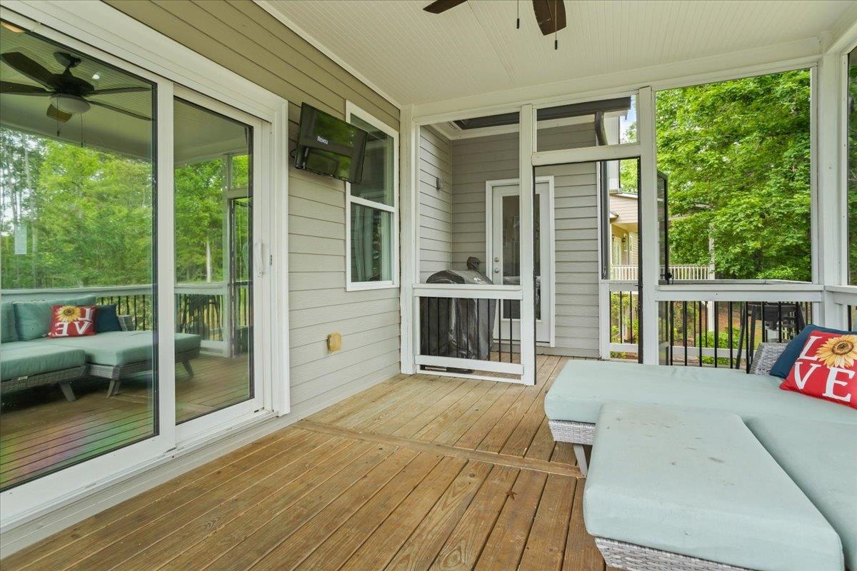 1030 MIRA VISTA COVE