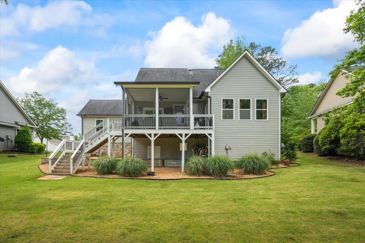 1030 MIRA VISTA COVE