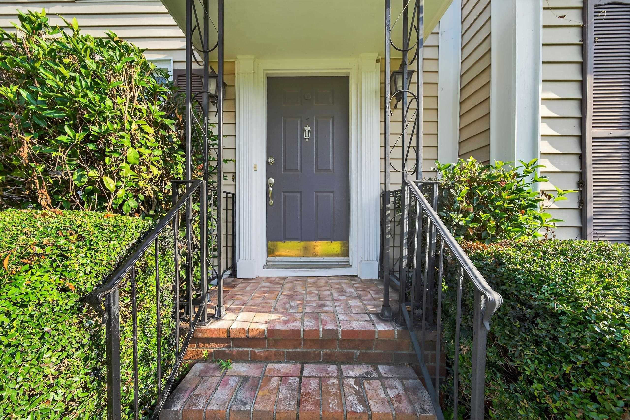 1985 BRIARCLIFF ROAD