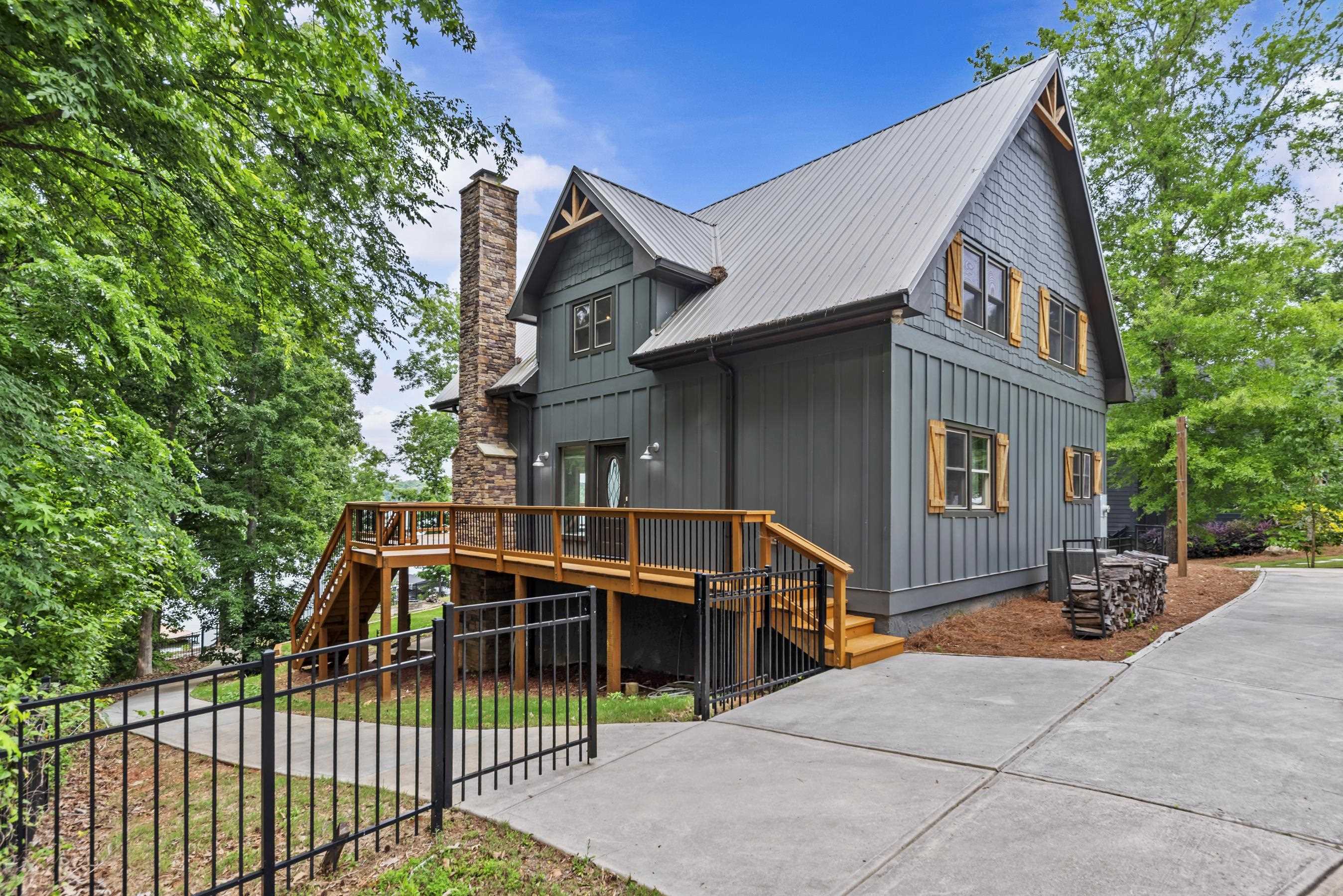 188 HICKORY POINT DRIVE