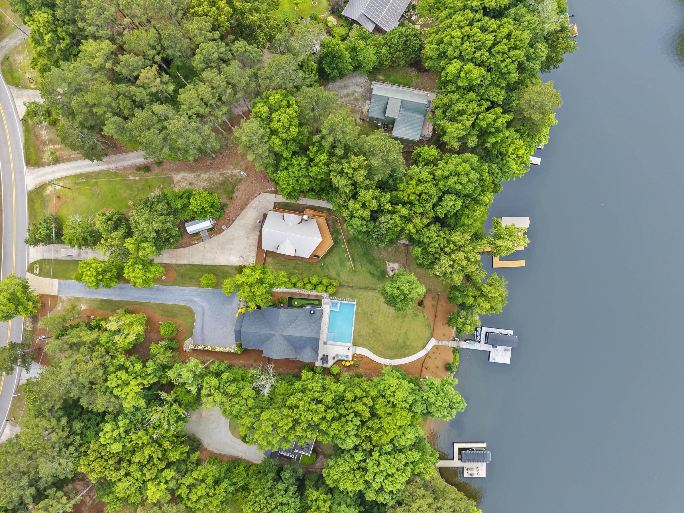 188 HICKORY POINT DRIVE