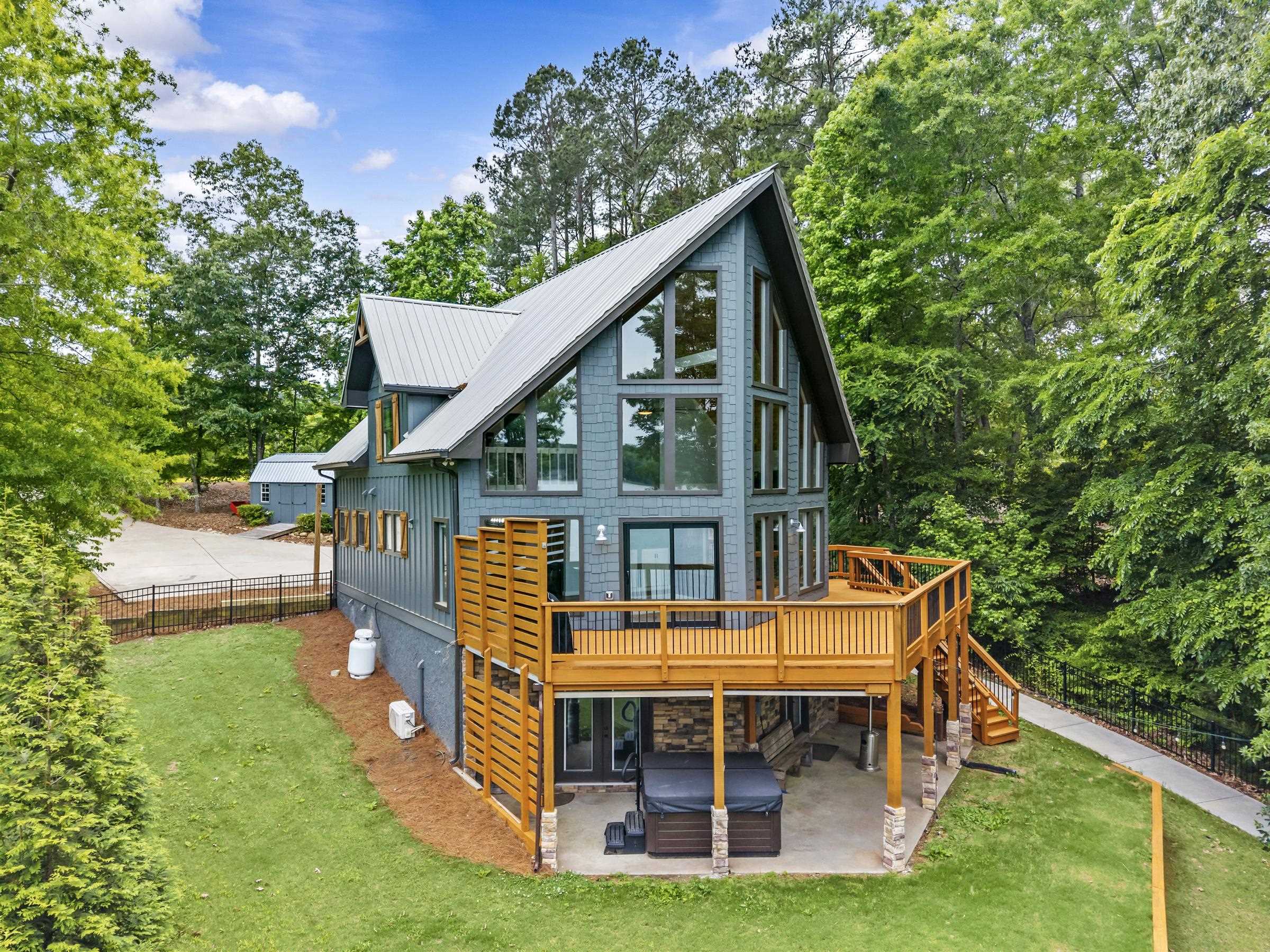 188 HICKORY POINT DRIVE