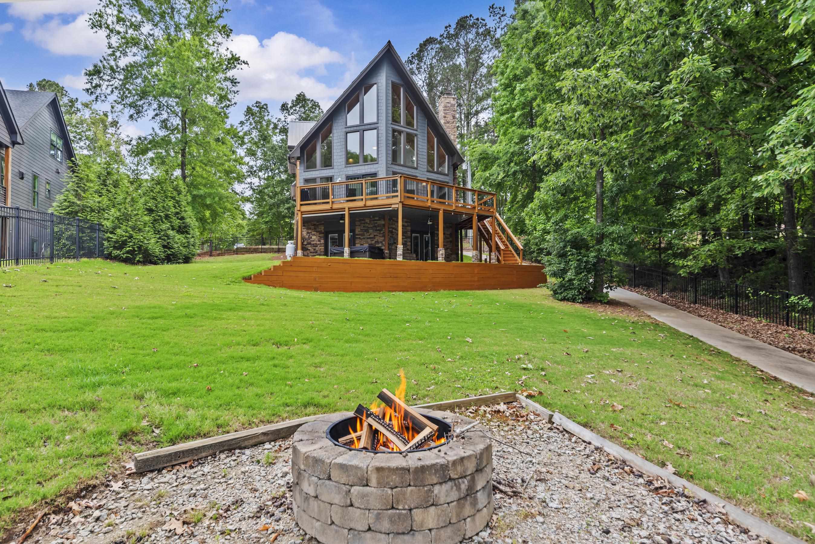 188 HICKORY POINT DRIVE