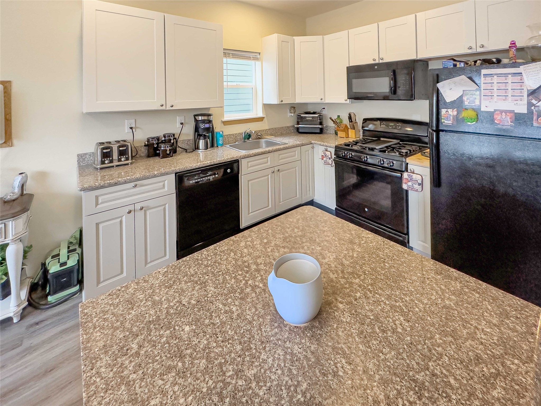 800 3rd Street SW