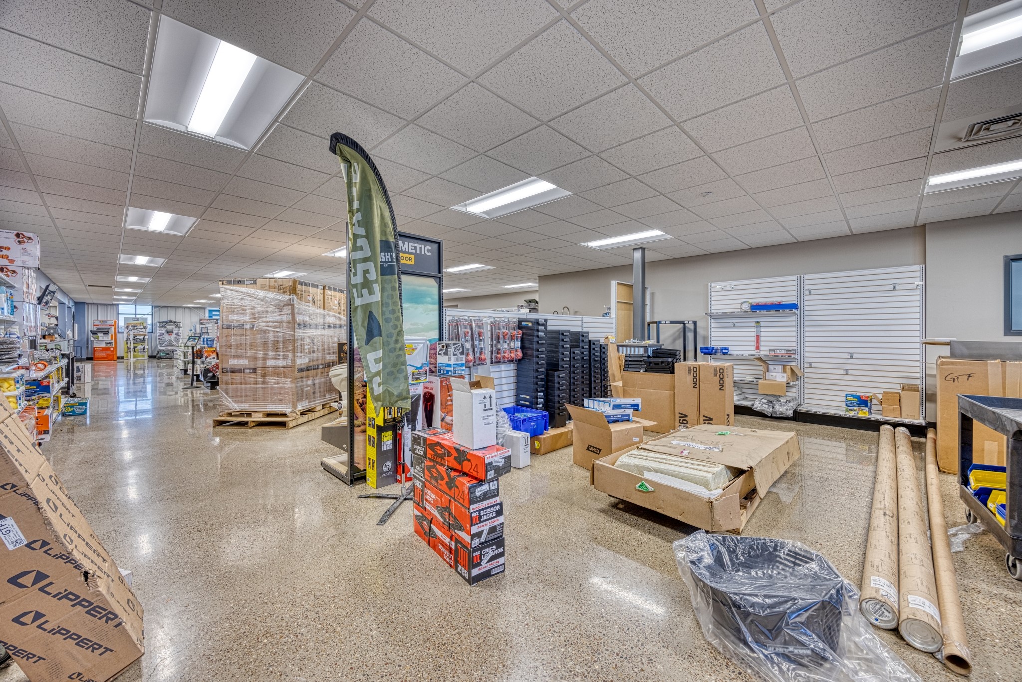 3928 Tri Hill Frontage Rd