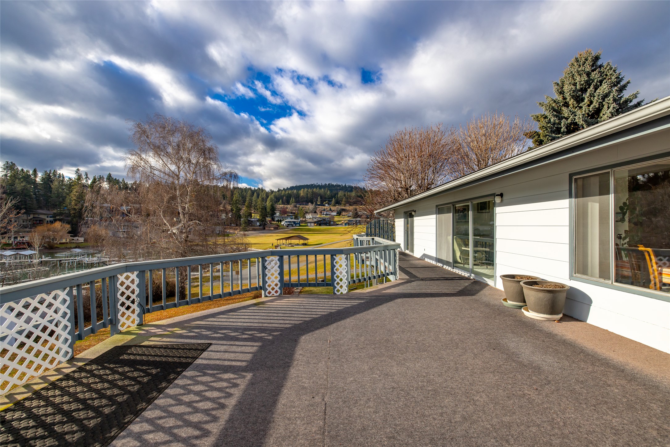 205 Lakeshore Drive