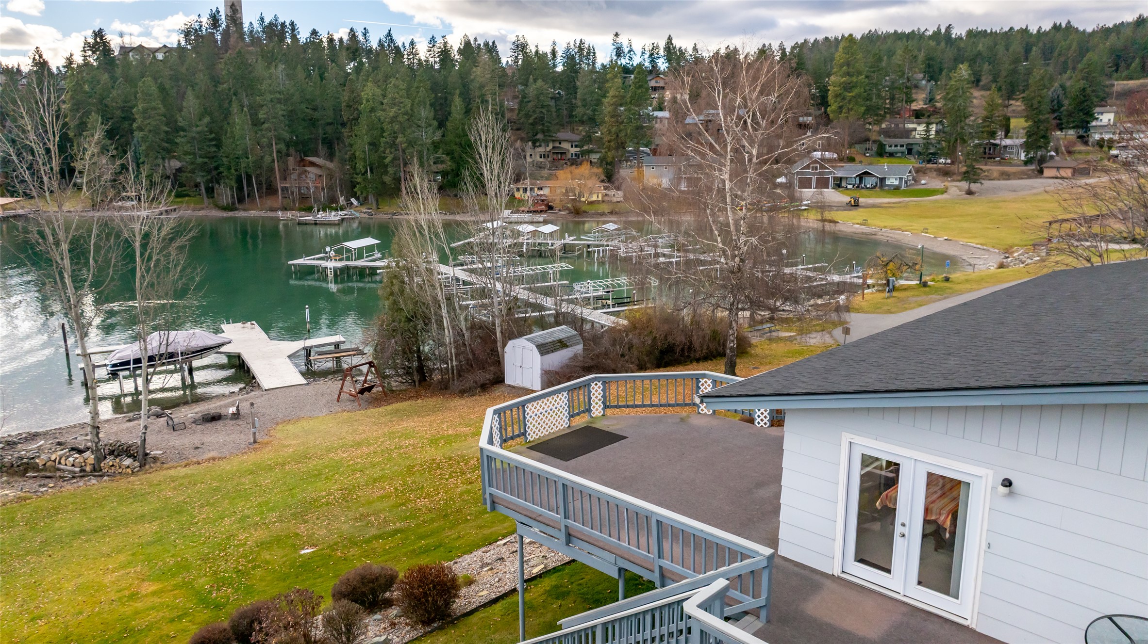 205 Lakeshore Drive